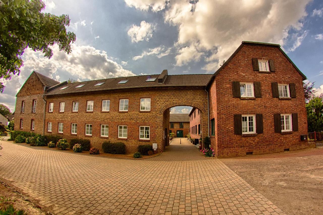 Landhaus Goddertzhof Hotell Erkelenz Exteriör bild